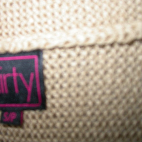 Short Sleeved Camel Colour Sweater - Picture 6 of 6